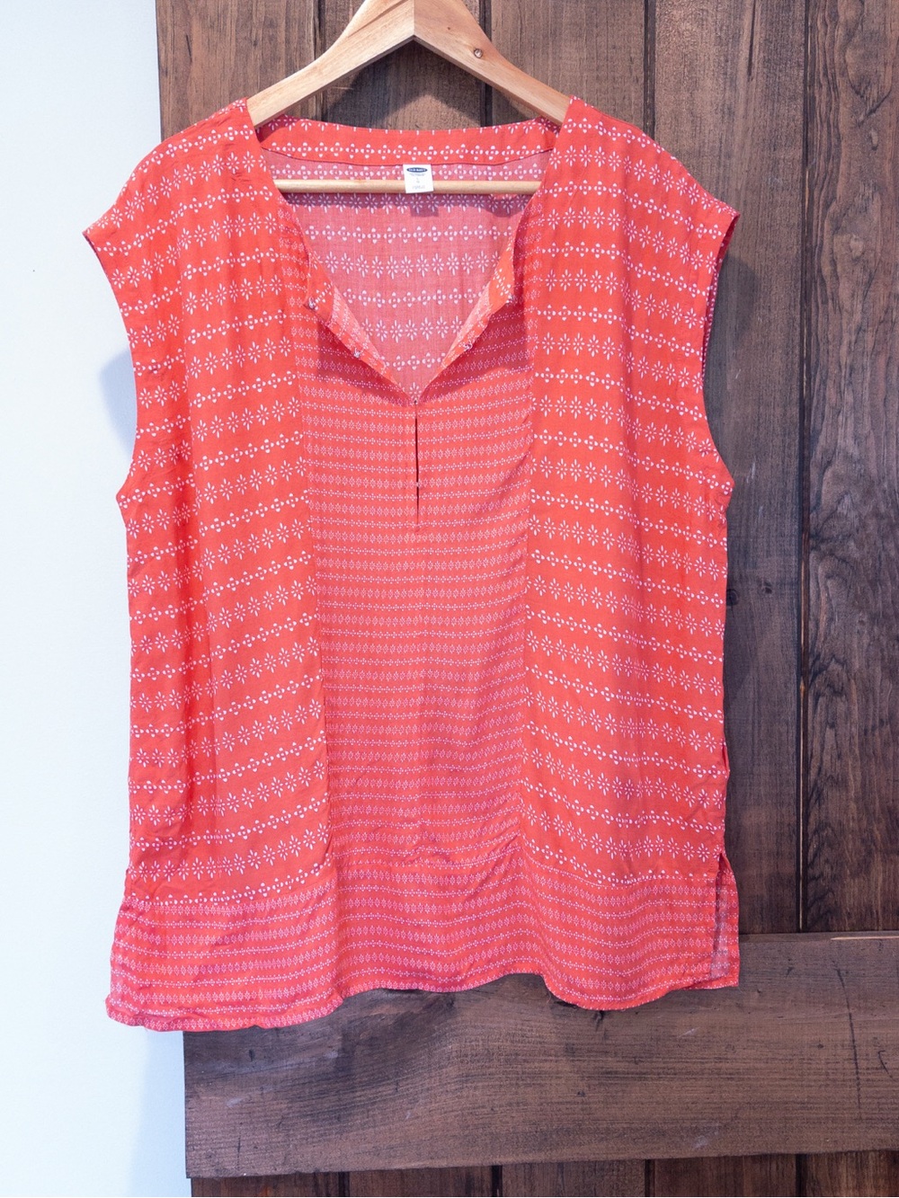 Old Navy Coral Orange Pink Mixed Print Dot Patterned Blouse Rayon Large